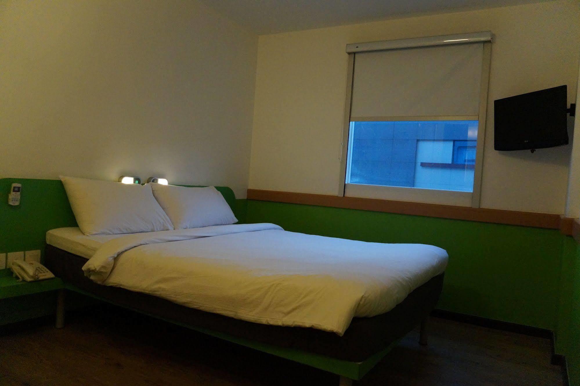 Ibis Budget Jakarta Airport Tangerang Exteriér fotografie